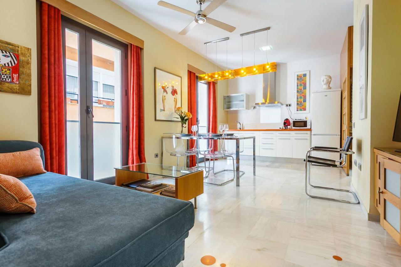 Apartamentos Catedral เซบีญา ภายนอก รูปภาพ